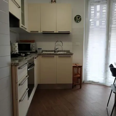 Apartment Ca' Ory & Garage. Bilocale 4 Persone Rapallo