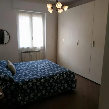 Ca' Ory & Garage. Bilocale 4 Persone شقة